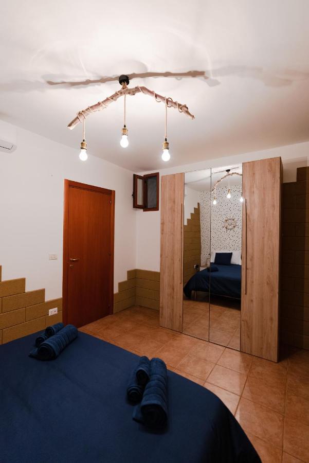 Blue Angel Oak - Apartment Bari Bagian luar foto