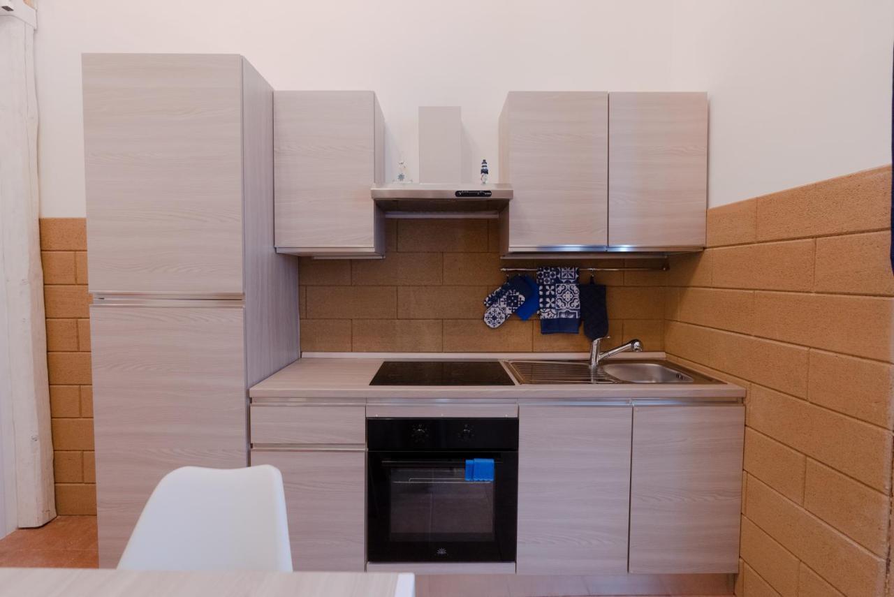 Blue Angel Oak - Apartment Bari Bagian luar foto
