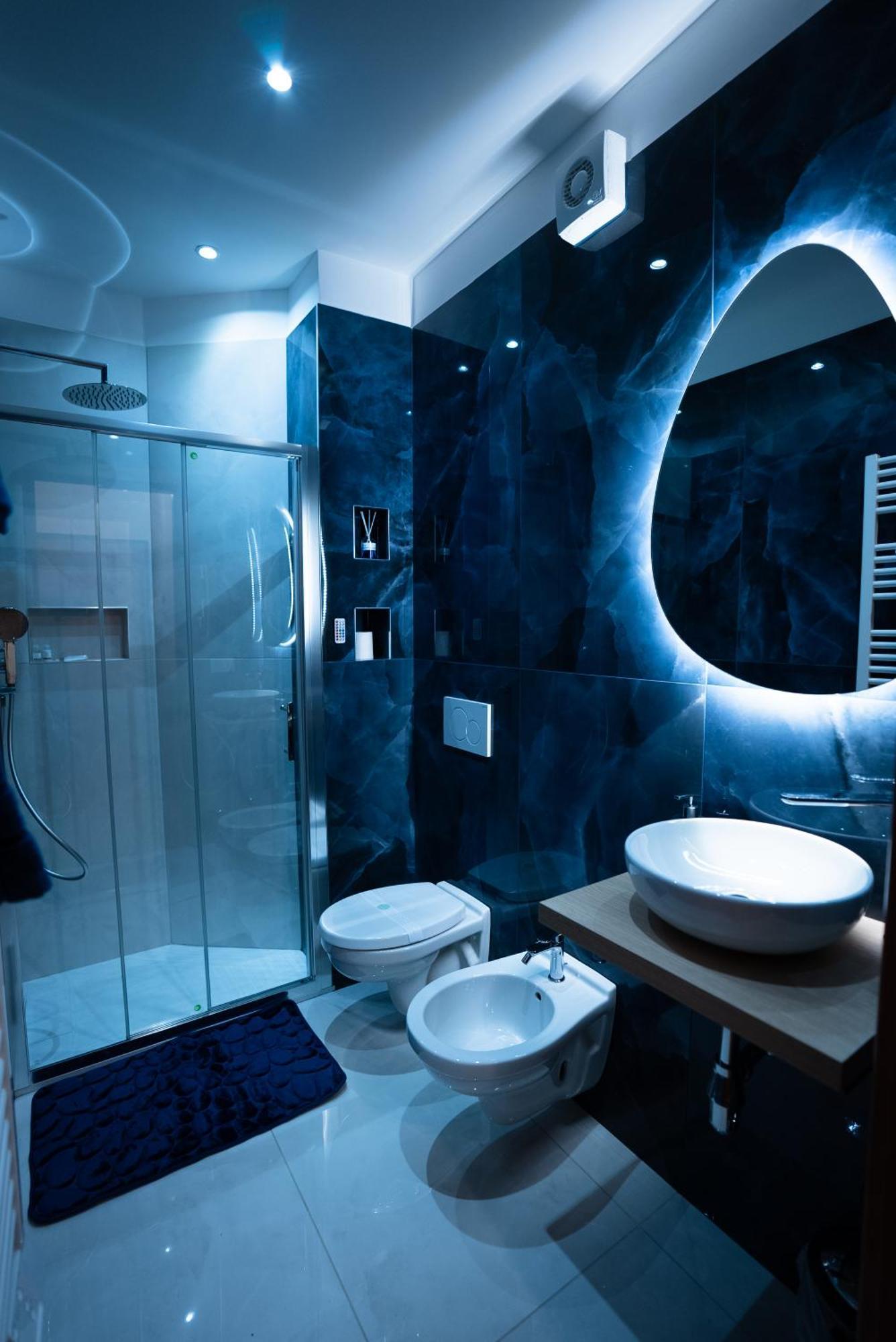 Blue Angel Oak - Apartment Bari Bagian luar foto